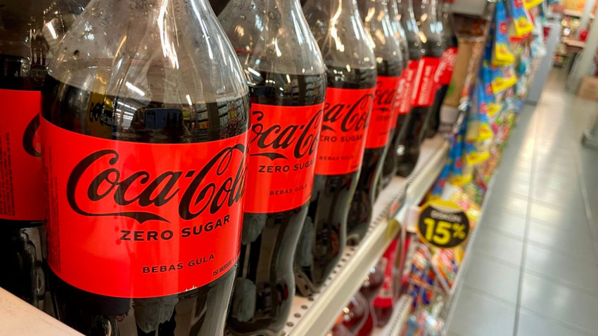 Fransa'da Coca Cola ve Schweppes’te 6 farklı mikroplastik bulundu