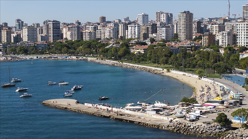 İstanbul'da bunaltan hava: 3 ilçede nem oranı yüzde 100 ile rekor kırdı