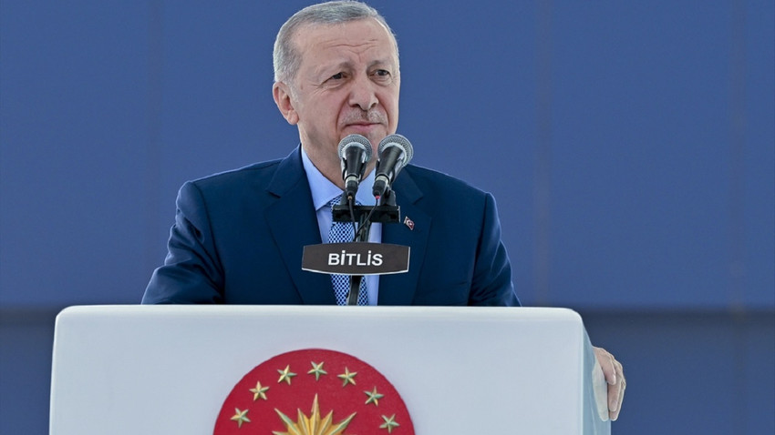 Cumhurbaşkanı Erdoğan: İstanbul'un en nadide çevre hazinesini para babalarına peşkeş çekiyorlar