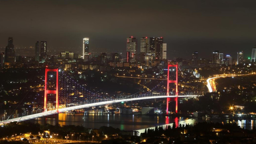 İstanbul Boğazı’nda gemi trafiği tanker arızası sonucu durduruldu