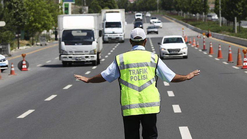 İstanbul'da hafta sonu triatlon yarışları nedeniyle bazı yollar trafiğe kapatılacak