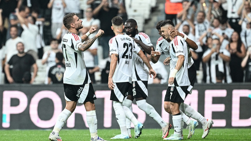 Beşiktaş Sivasspor'u 2-0 yenerek milli araya 3'te 3 ile girdi