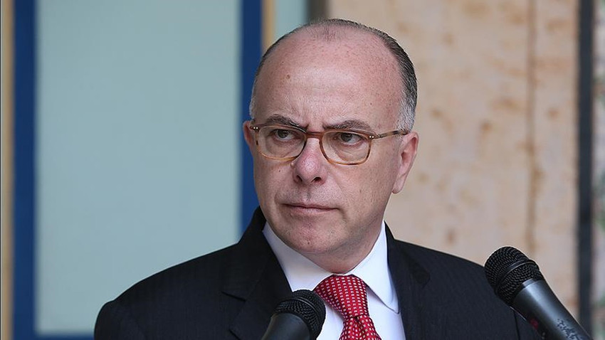 Fransa'da başbakanlık koltuğu için Bernard Cazeneuve ismi öne çıkıyor