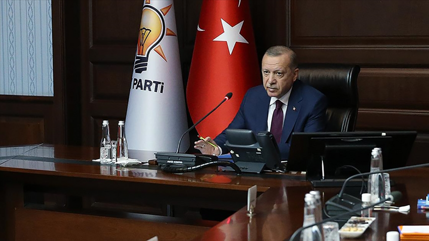 Erdoğan kararı imzaladı: AK Parti'de kongre süreci başladı