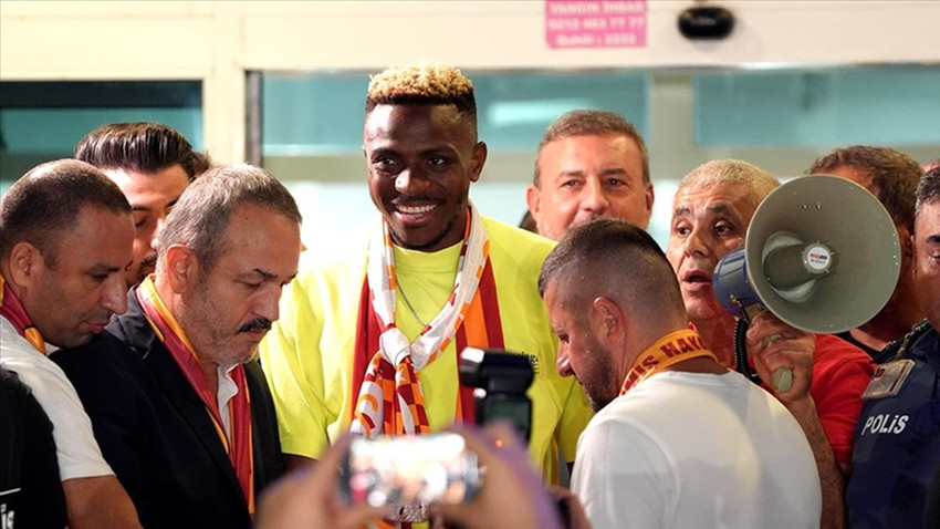 Galatasaray Osimhen'i açıkladı: İşte yıldız futbolcunun maliyeti