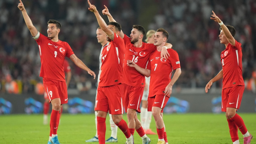 Kerem Aktürkoğlu İzmir'de yıldızlaştı: Türkiye İzlanda'yı 3 golle geçti