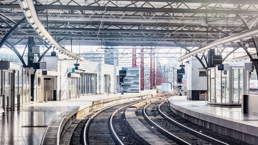 Politico Avrupa'nın en tehlikeli tren istasyonunu yazdı: Brüksel'in başarısızlıklarını gözler önüne seriyor