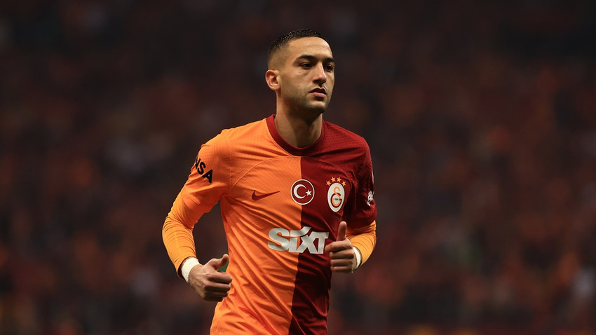 Galatasaray'dan açıklama: Milli maçta sakatlanan Ziyech'te 'kısmi yırtık' tespit edildi