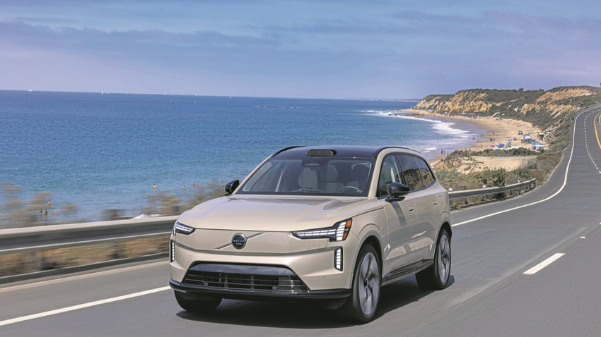 Volvo’dan elektrikli araç sahiplerine 1 yıl ücretsiz şarj