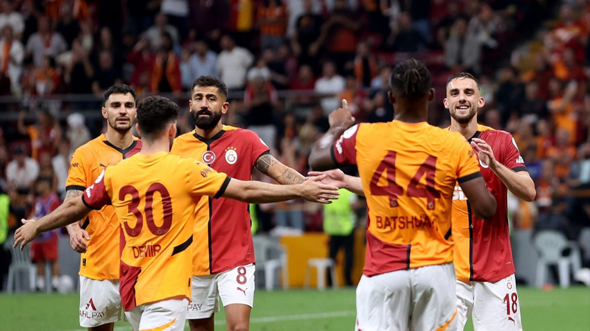 Galatasaray Kadıköy'e lider gidiyor: Gaziantep FK karşısında 3 puanı 3 golle aldı