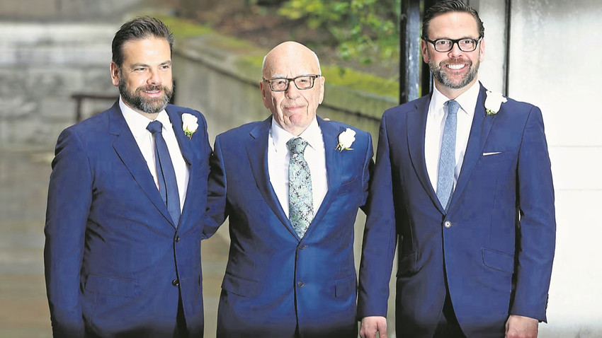 Lachlan Murdoch(Solda) Rupert Murdoch (Ortada) James Murdoch (Sağda)-(Fotoğraf: Getty Images)