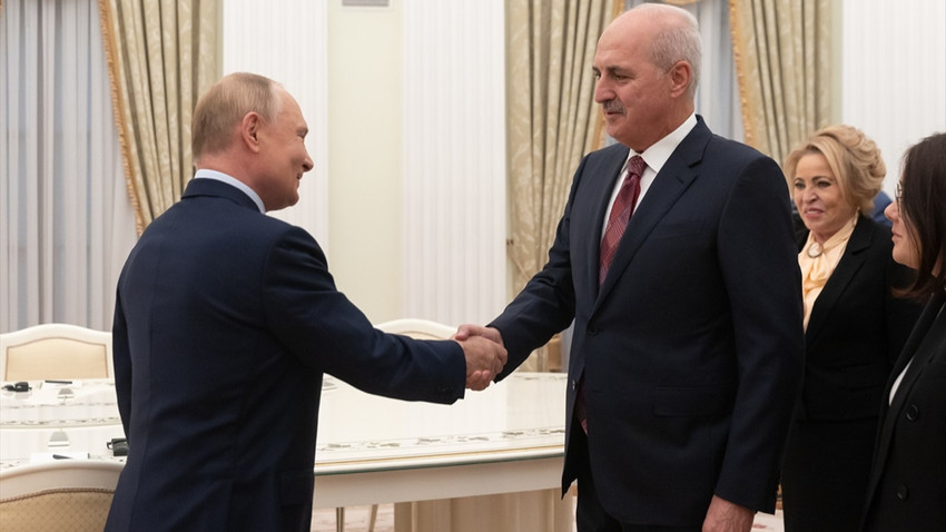 Rusya Devlet Başkanı Putin, TBMM Başkanı Kurtulmuş’u kabul etti