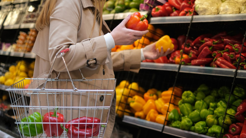 Meta yemek kartıyla market alışverişi yapan çalışanlarını işten attı