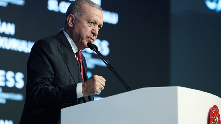 Erdoğan'dan ekonomi programı açıklaması: Tüm harcamalarda tasarruf bilincini ön planda tutuyoruz