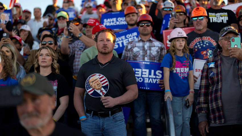 Donald Trump'ın destekçileri miting yaparken (Doug Mills/The New York Times)