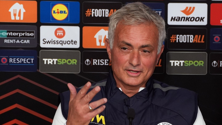 'Premier Lig'e mutlaka döneceğim' diyen Mourinho: Bu sezon ve gelecek sezon Fenerbahçe'nin başındayım