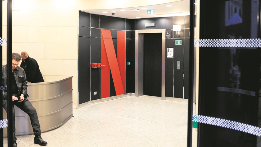 ABD’li Netflix’in Paris’teki genel merkezini vergi denetçileri bastı. Fotoğraf: Getty Images