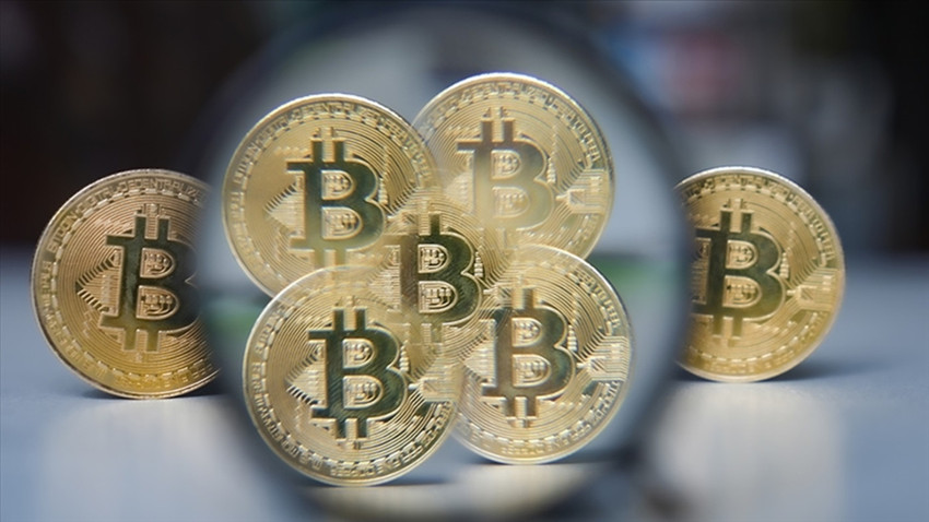 Kriptoda Donald Trump ivmesi: Bitcoin'in fiyatı 81 bin doları aştı