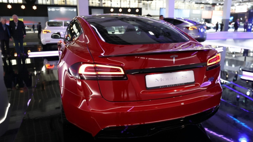 Tesla'yı açığa satan hedge fonlar 5 milyar dolardan fazla kaybetti