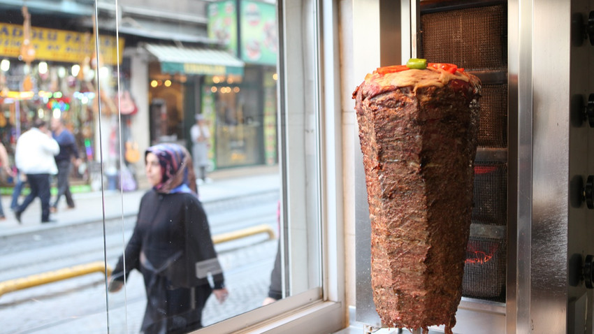 Bakanlık açıkladı: Döner, iskender ve hamburgere gramaj bilgisi zorunluluğu geliyor