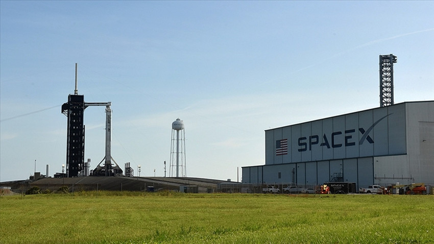 Donald Trump ve Musk, SpaceX'e ait Starship roketinin fırlatılmasını birlikte izledi