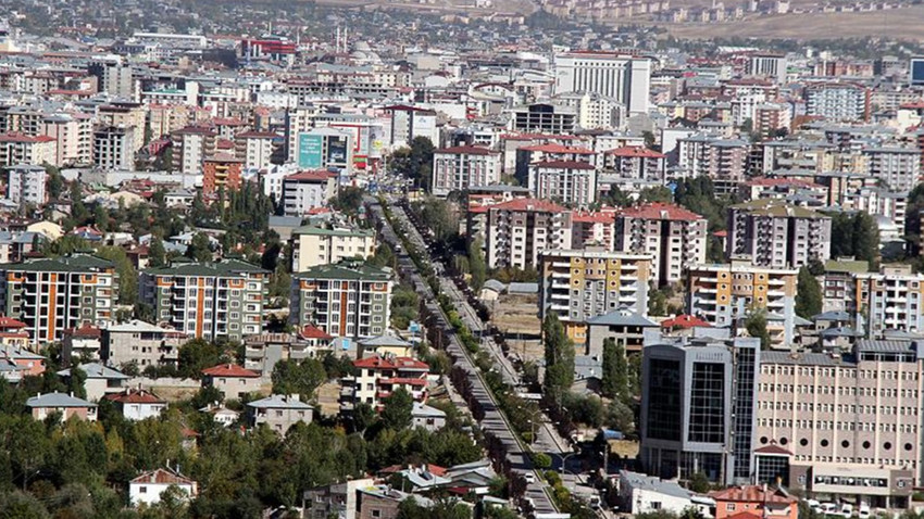 Van'da 10 günlük gösteri ve yürüyüş yasağı getirildi