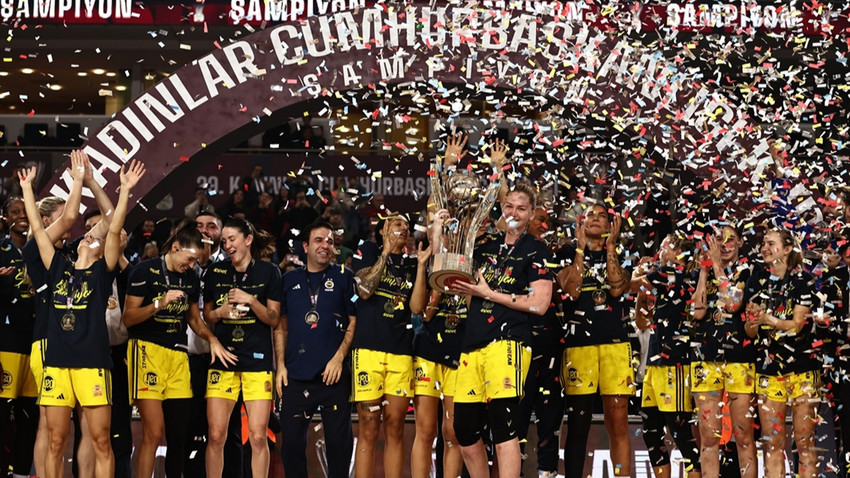 13. kez kazandı: Kadın basketbolunda Cumhurbaşkanlığı Kupası Fenerbahçe Opet'in