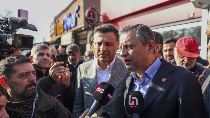 Özgür Özel Boğaziçi Üniversitesi önünde konuştu: Kayyum rejimine yaptıklarını yanına bırakmayacağız