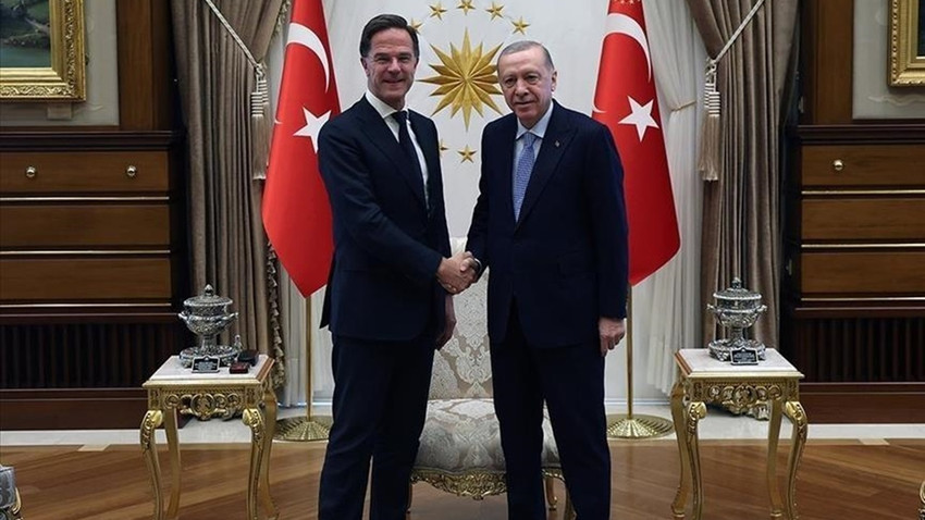 Erdoğan'la görüşen Rutte'den Suriye'de 'barışçıl geçiş' mesajı