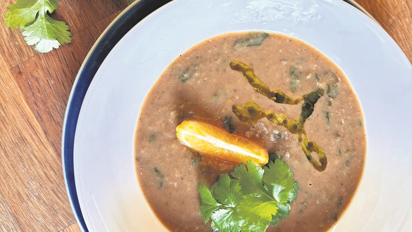 Tarhunlu Kestane Çorbası bir zamanlar Kantin müdavimlerinin yakından tanıdığı ve çok sevdiği bir lezzet