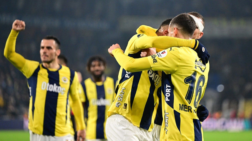 Fenerbahçe golcüleriyle güldü, RAMS Başakşehir'i 3-1 mağlup etti