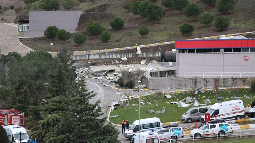 Bakanlar Yerlikaya ve Işıkhan Balıkesir'de: Patlamada 8'i kadın 3'ü erkek olmak üzere 11 kişi hayatını kaybetti