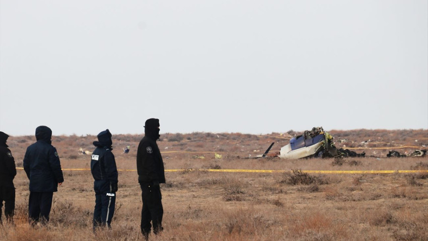 NYT, Kazakistan'da düşen uçağın gizeminin peşinde: Önce garip bir patlama sesi duyuldu