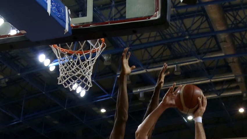 Basketbolda 2025 Erkekler Federasyon Kupası'nda ilk yarı finalistler belli oldu