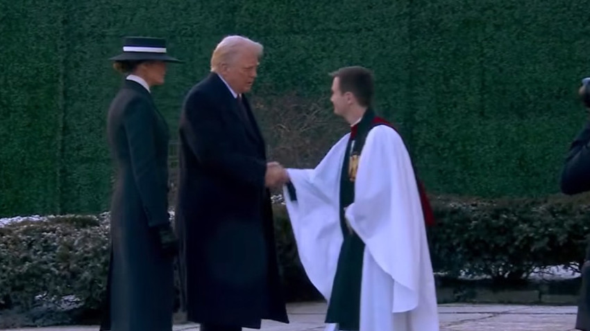 Yemin törenine saatler kaldı: Trump, Beyaz Saray'da