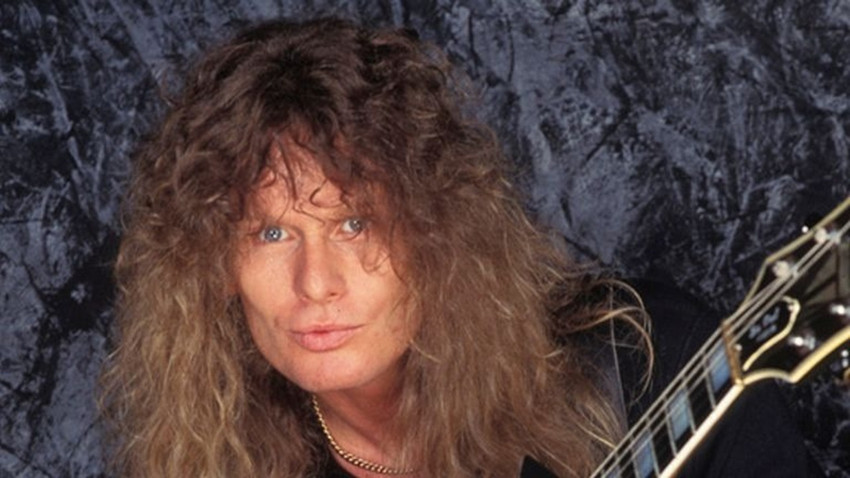 İngiliz rock grupları Whitesnake ve Thin Lizzy gitaristi John Skyes hayatını kaybetti