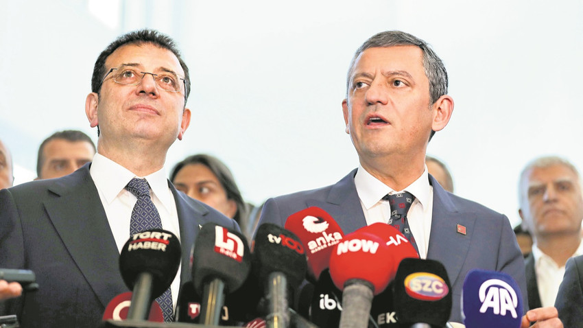 CHP ilçe belediyelerine yönelik operasyonlarda esas hedefin İmamoğlu olduğunu düşünüyor.