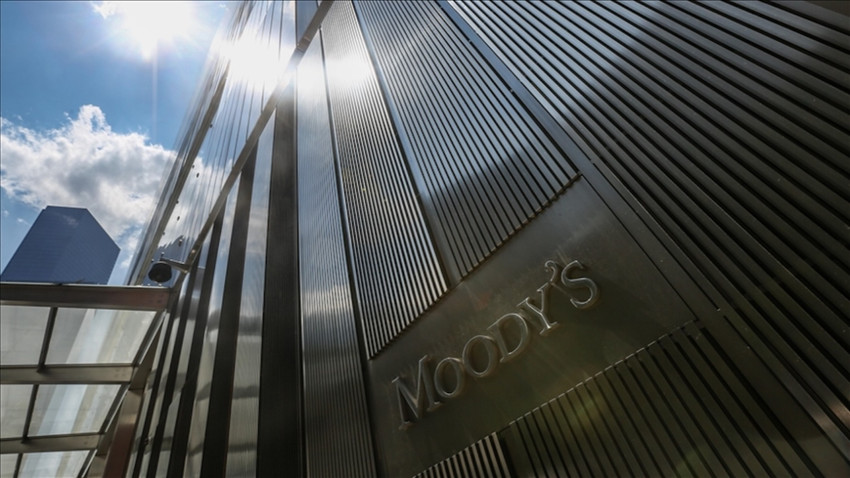 Moody's, Türkiye'nin kredi notunu sabit tuttu