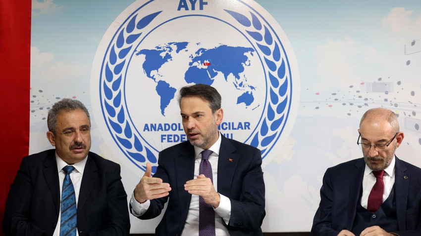 Bakan Bayraktar'dan elektrik ve doğalgaz açıklaması: Elektrikte fazla tüketene zam, doğalgaza ilk çeyrekte zam yok