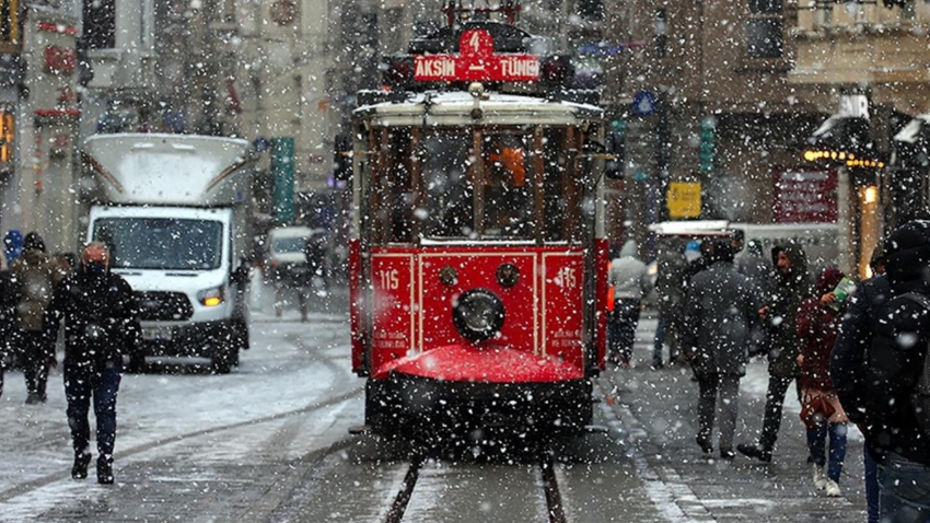 AKOM'dan İstanbul'a Sibirya soğuğu uyarısı: Kar kapıda
