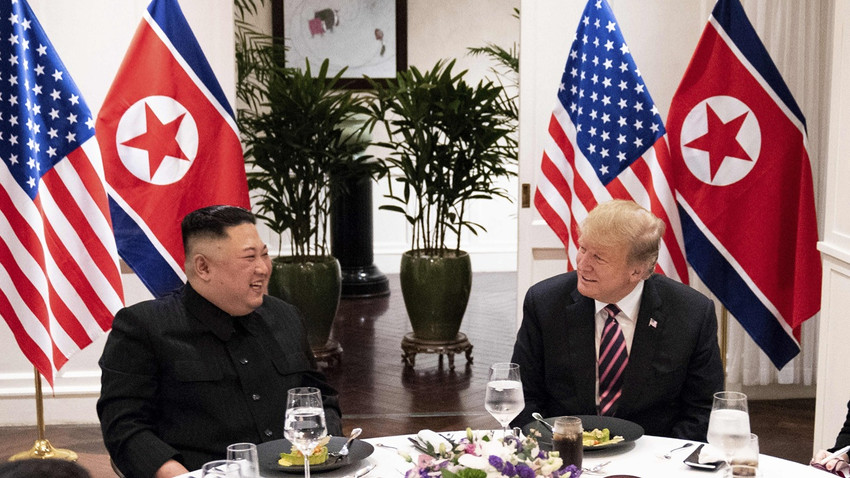 Trump'tan 'Kuzey Kore ile temaslara devam' mesajı: Kim Jong-un ile iyi anlaşıyor olmam herkes için avantaj