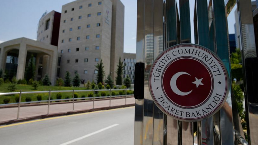 Bakanlık duyurdu: Suriye'ye yönelik kısıtlamalar kaldırıldı
