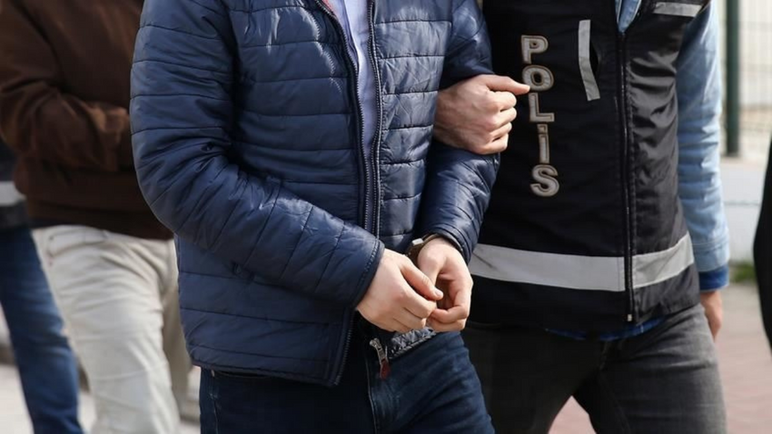 "Cumhuriyet tarihinin en büyük" uyuşturucu operasyonu: 525 gözaltı
