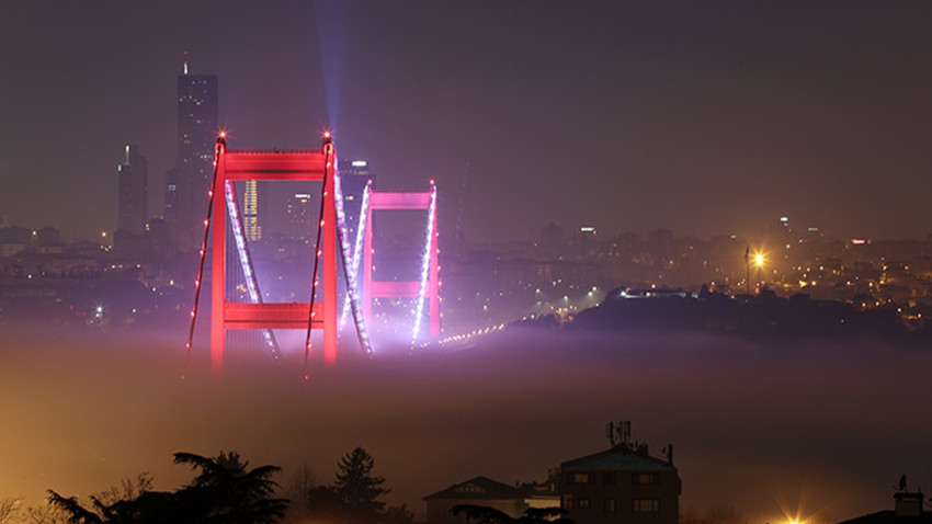 İstanbul Boğazı gemi trafiğine kapatıldı
