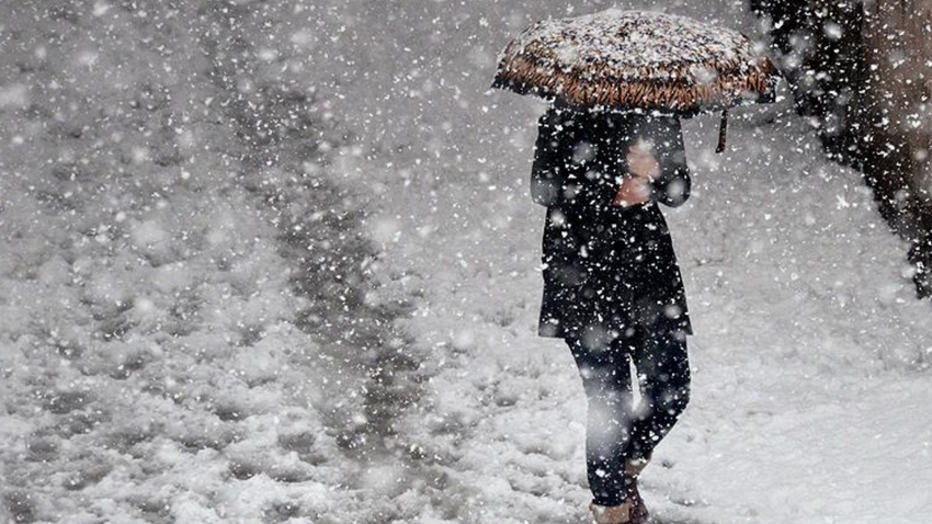 İstanbul'da sınavlara kar engeli