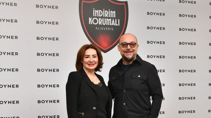 Boyner Büyük Mağazacılık CEO'su Eren Çamurdan (sağda) ve Boyner Büyük Mağazacılık Pazarlama ve Marka Yönetimi Genel Müdür Yardımcısı Nurçin Koçoğlu (solda)