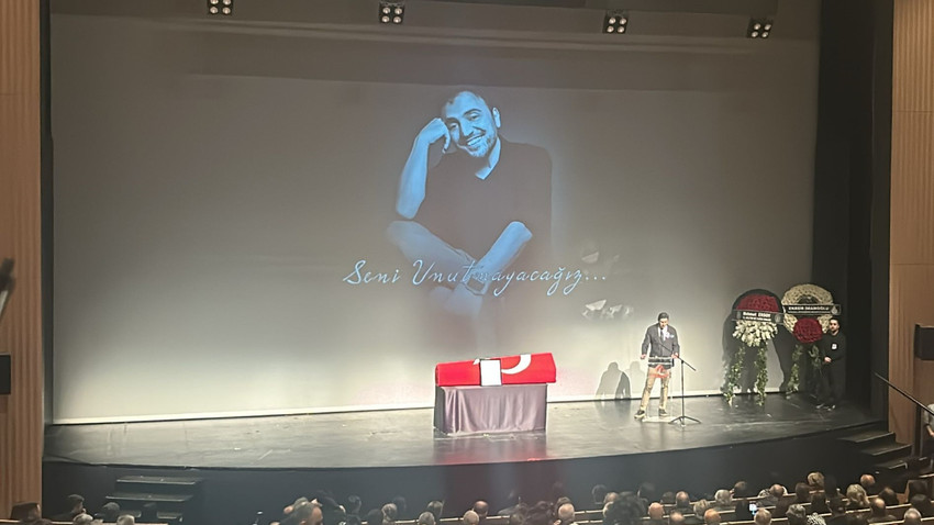 Oyuncu Şinasi Yurtsever son yolculuğuna uğurlandı