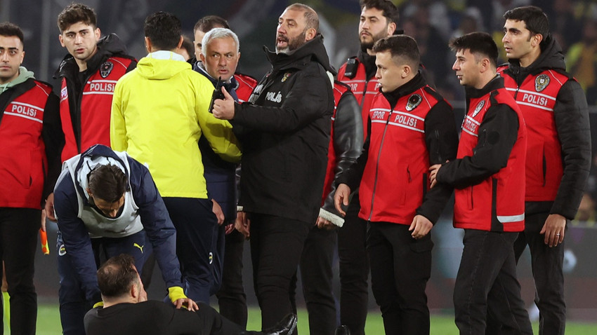 PFDK olağanüstü toplandı: Mourinho'ya 3 maç men
