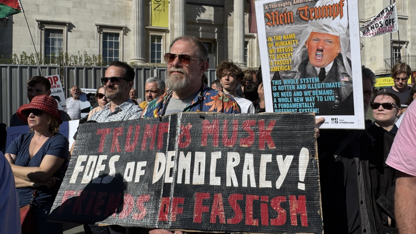 Trump karşıtı protestolar Avrupa'da: Demokrasiyi kurtarın