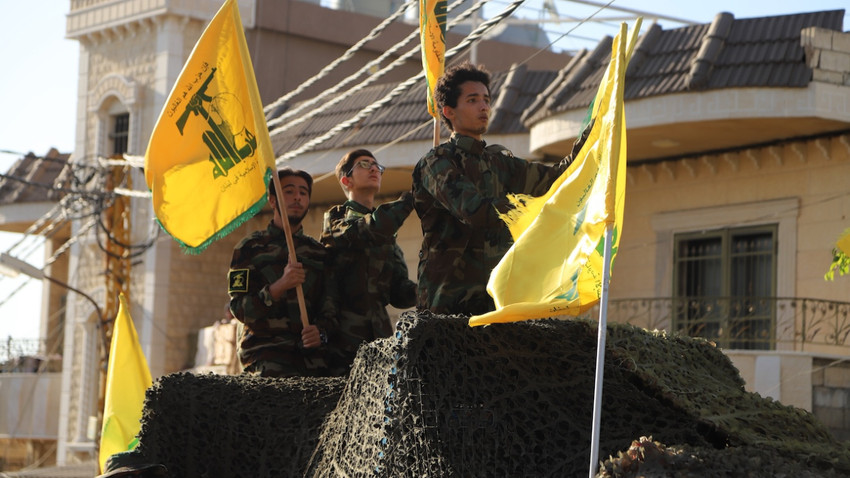 Hizbullah yetkilisi ilk kez Reuters'a açıkladı: İsrail çekilirse silahları görüşmeye hazırız